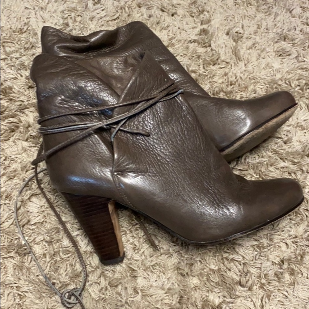 Dolce Vita Booties